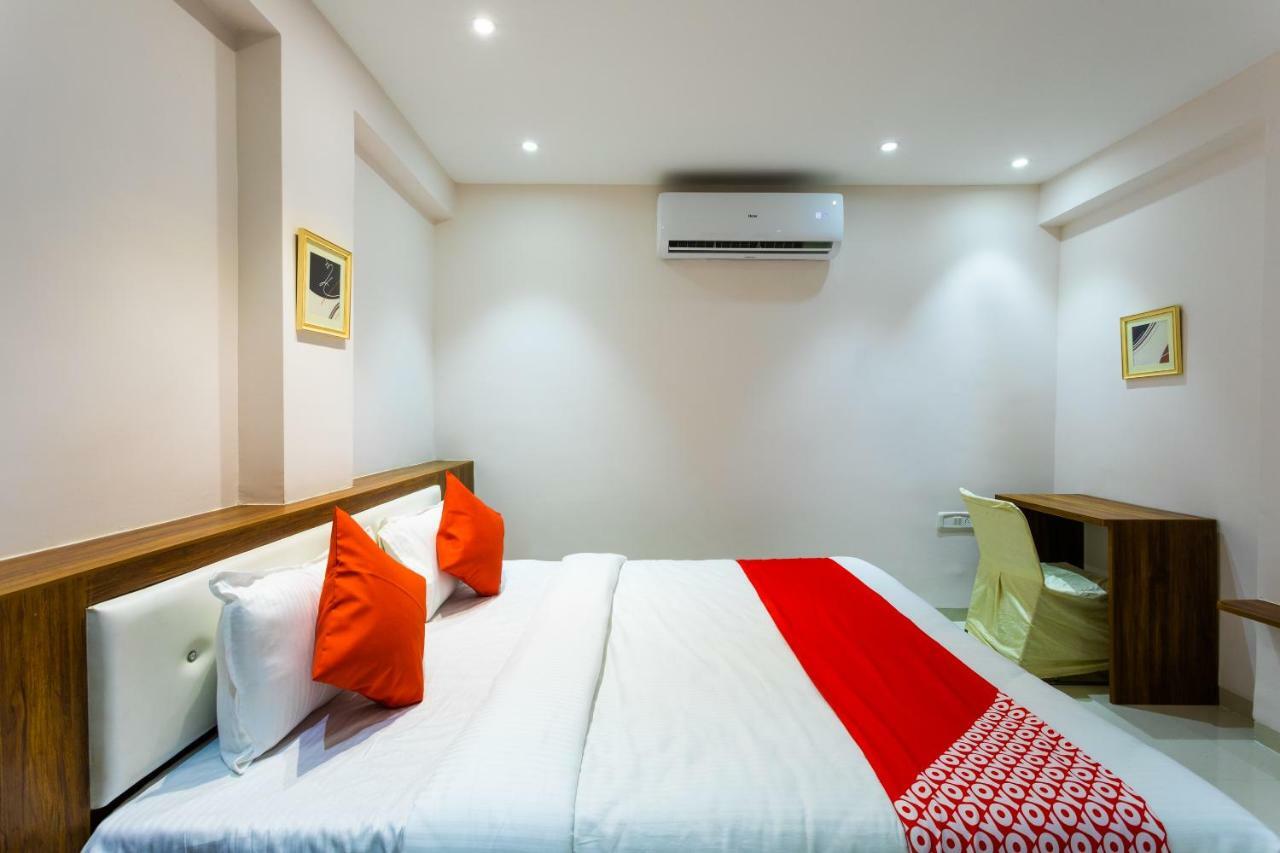 Oyo 29585 The Cliff Hotel Indore Ngoại thất bức ảnh